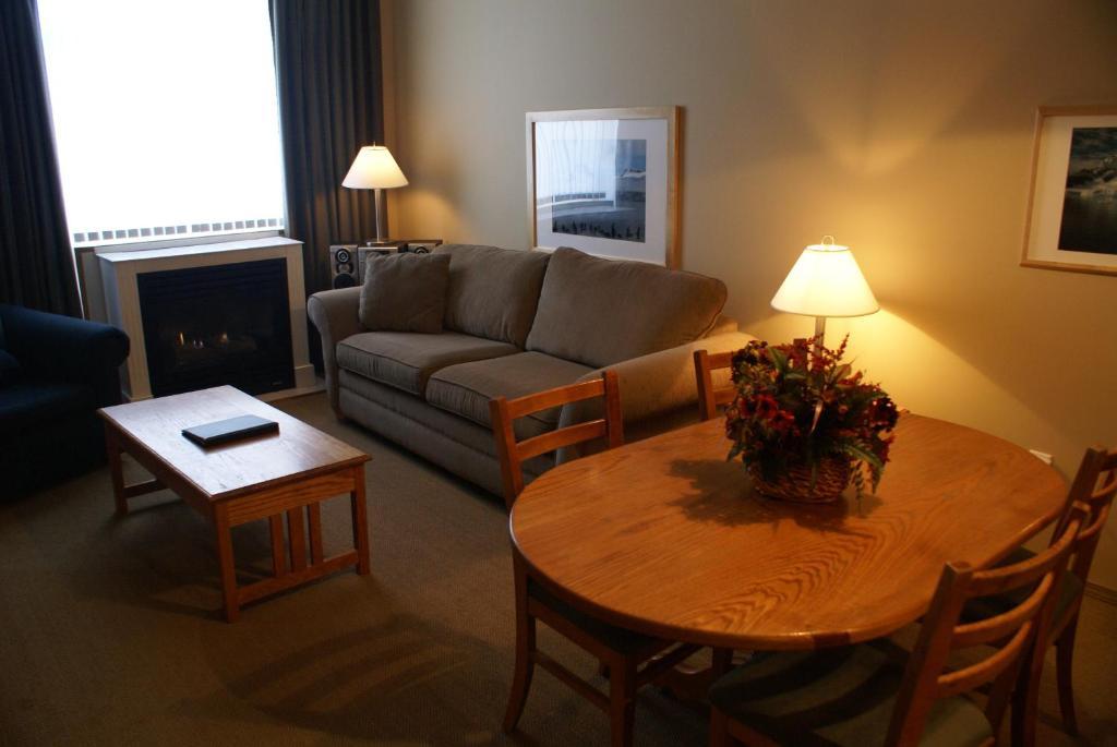 Whistler Superior Properties Zimmer foto
